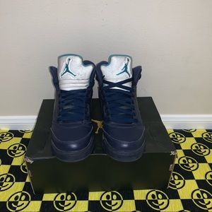Air Jordan 5 “Hornets”